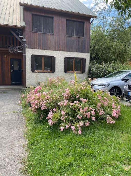 Studio Chaleureux Renove Allemont Exterior foto